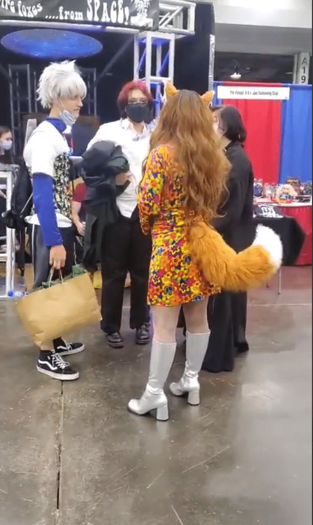 fox tail fashion trend