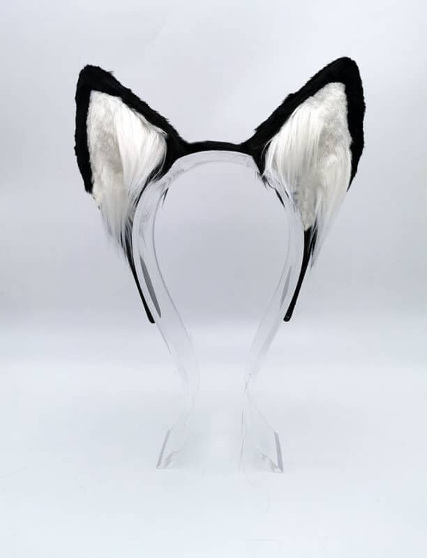 EarGear is versatile! Cat Ears that twist and turn